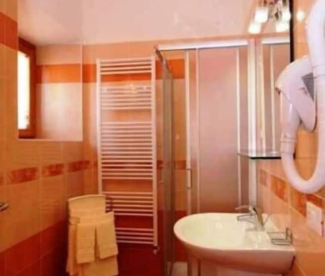 ホテル Agriturismo Corte La Sacca