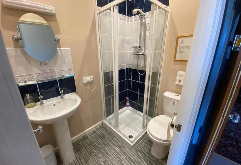 פנסיון Braeside Guesthouse