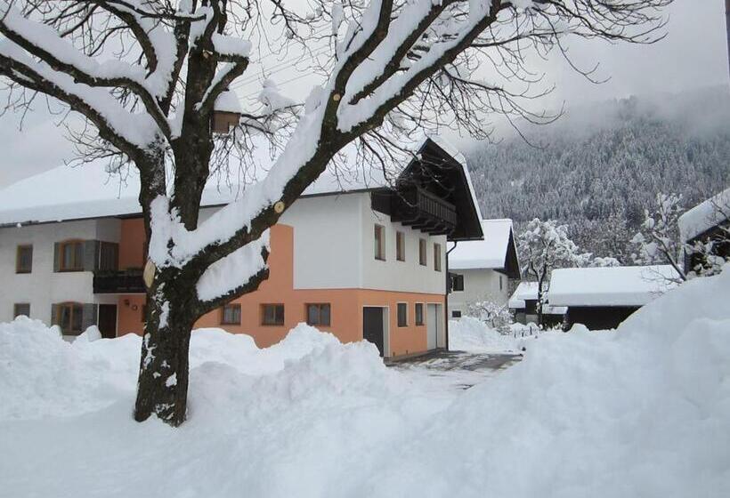 پانسیون Gästehaus Holzfeind