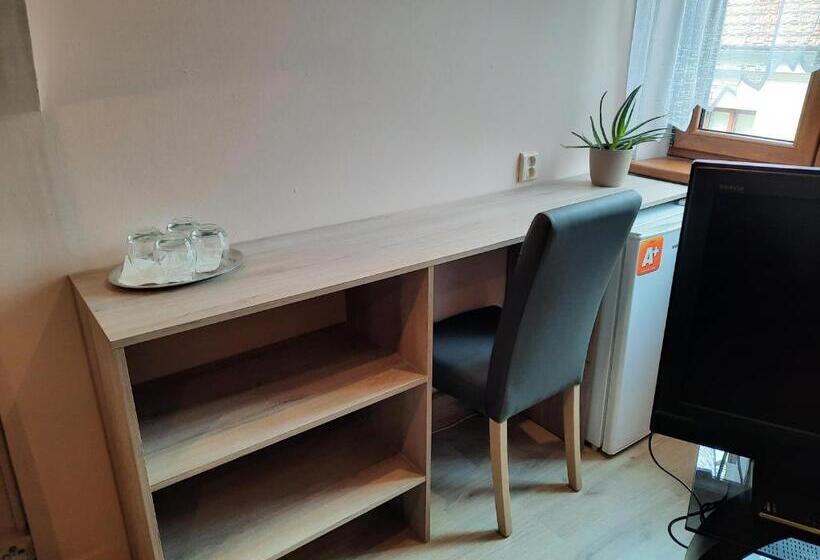 پانسیون Penzion Avena