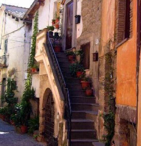 Recostano Residence