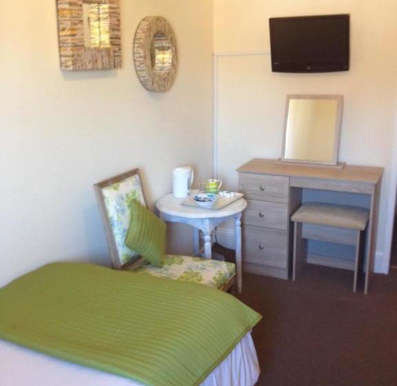 مبيت وإفطار The Bebington