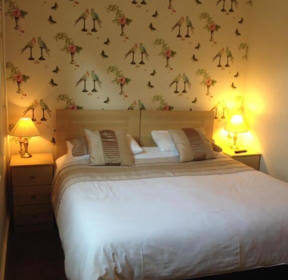 مبيت وإفطار The Bebington