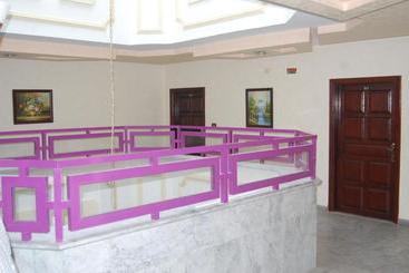 Daraghmeh Hotel Apartments  Wadi Saqra