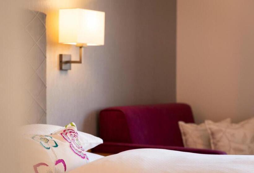 پانسیون Garni Edelweiss