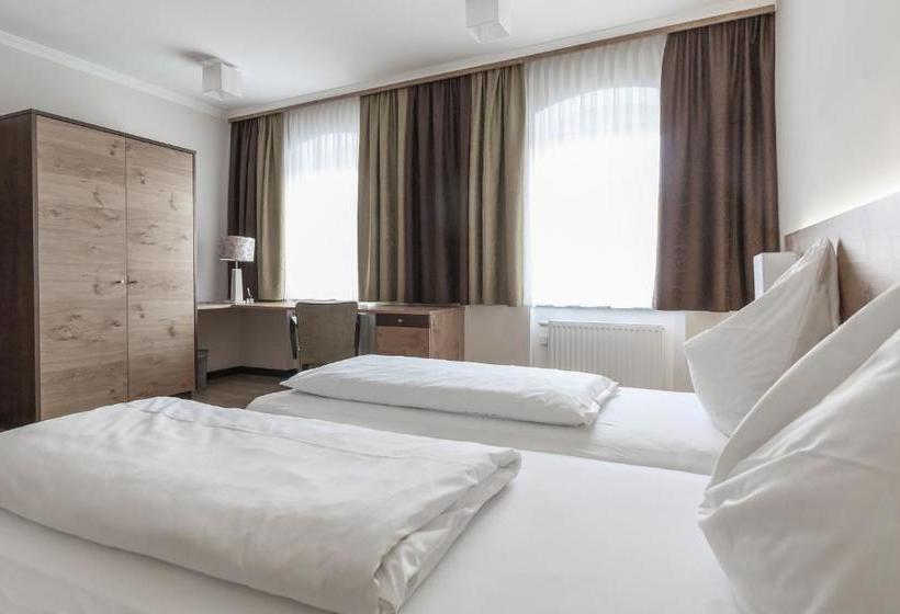 بنسيون Frühstückshotel Scharinger