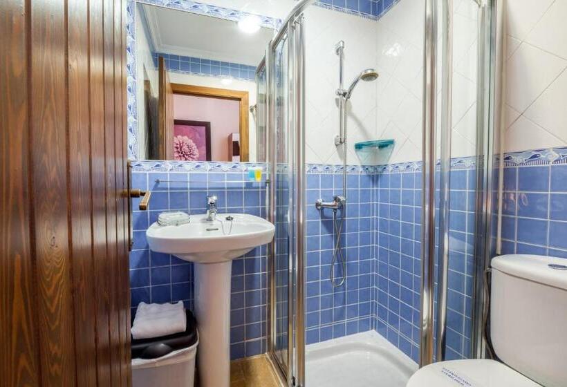 פנסיון Hostal El Asturiano