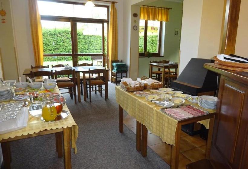 پانسیون Penzion Bona