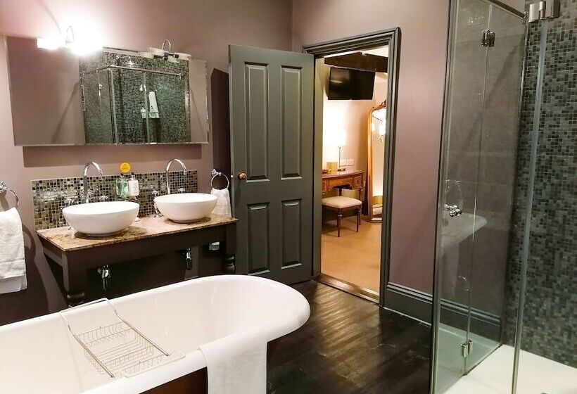 پانسیون The Linden Stansted