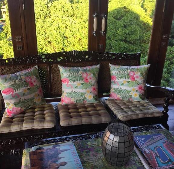 پانسیون Villa Ma Rasai