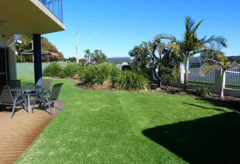Sails Luxury Apartments Merimbula