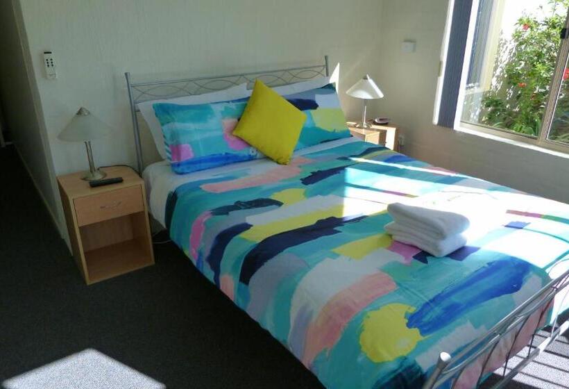 Sails Luxury Apartments Merimbula