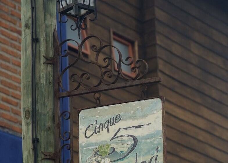 הוסטל Cinque Colori Bed & Breakfast  Spa