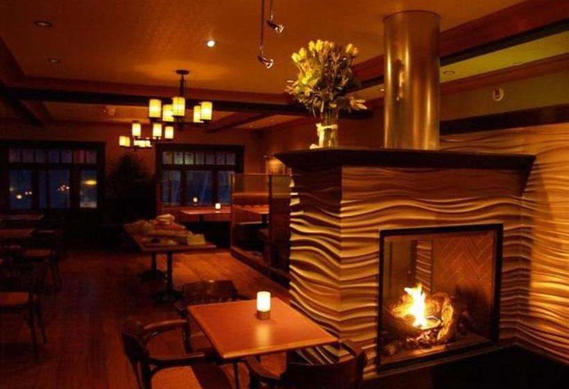 فندق صغير Salt Spring Inn