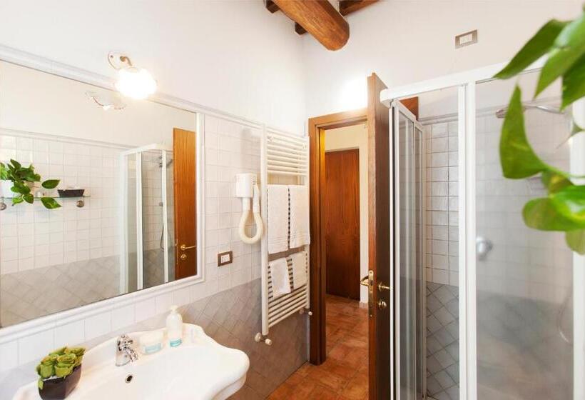 호텔 Agriturismo Le Cascatelle