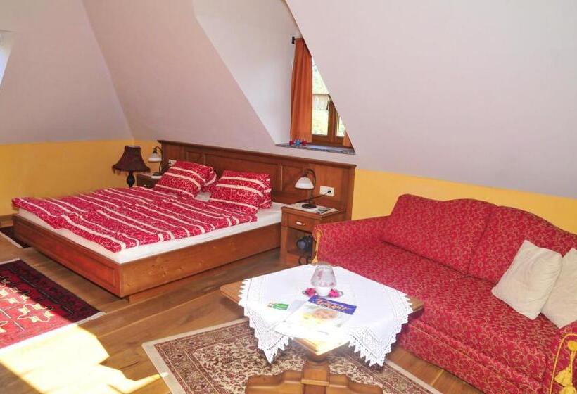 펜션 Gästehaus Turm Wachau