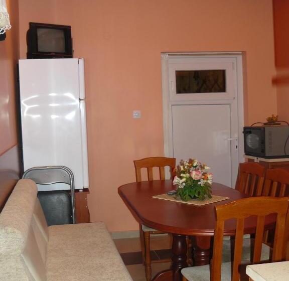 پانسیون Guesthouse Geto