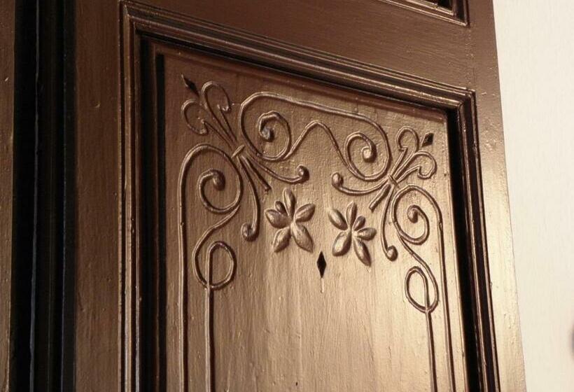 بنسيون Hostal Cal Pla