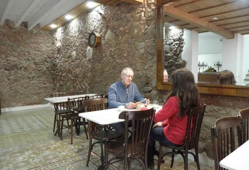 بنسيون Hostal Cal Pla