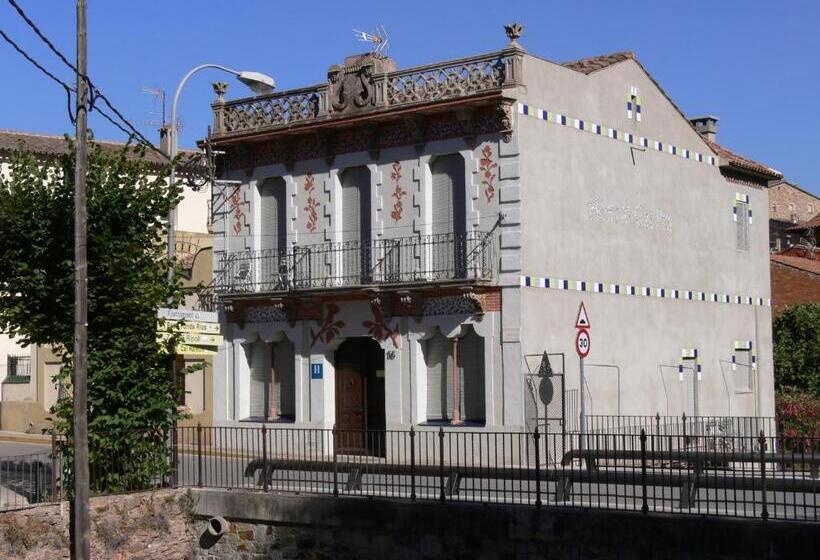 بنسيون Hostal Cal Pla
