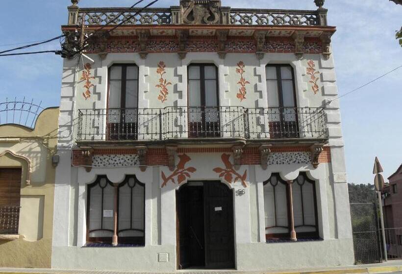 بنسيون Hostal Cal Pla
