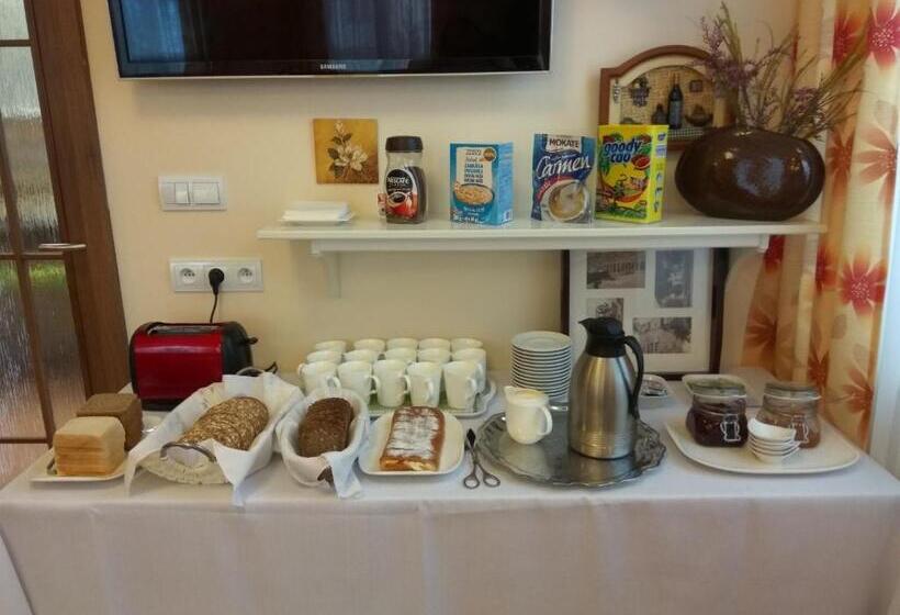 پانسیون Villa Walir   Spa Hotel Garni Superior