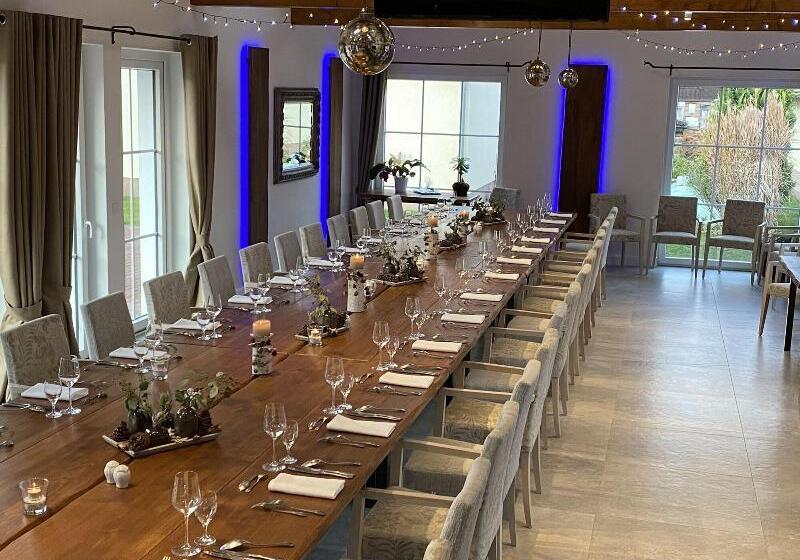 پانسیون Zum Schlangenkönig