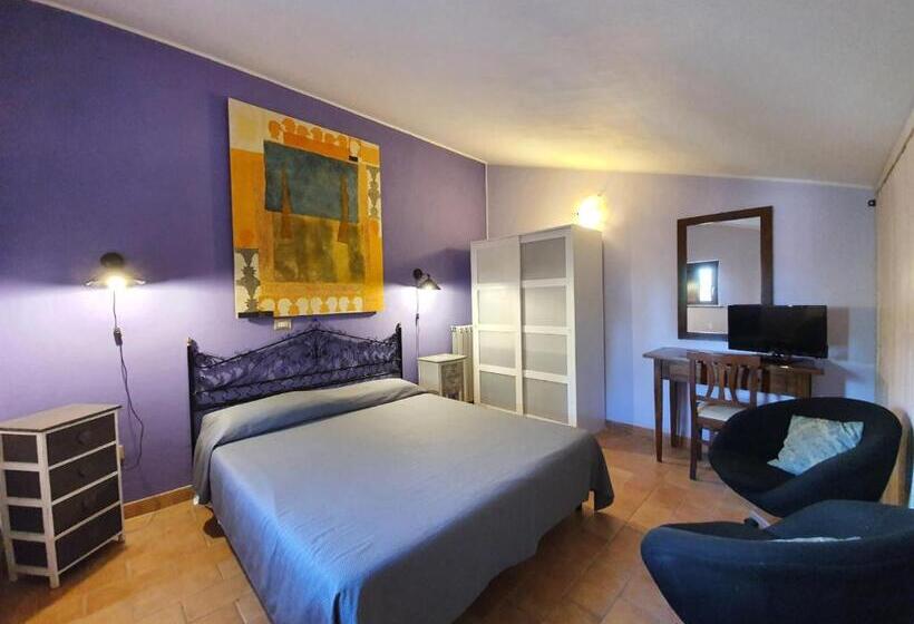 Отель Bio Agriturismo Valle Dei Calanchi