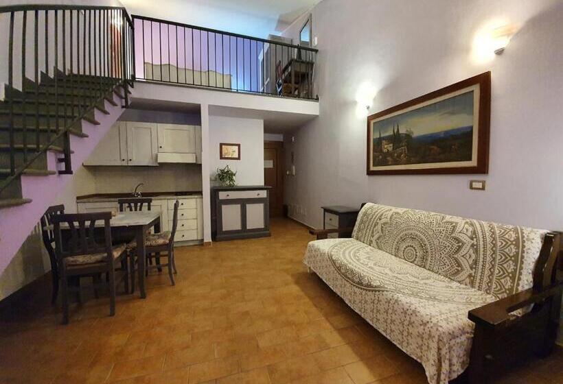 Отель Bio Agriturismo Valle Dei Calanchi