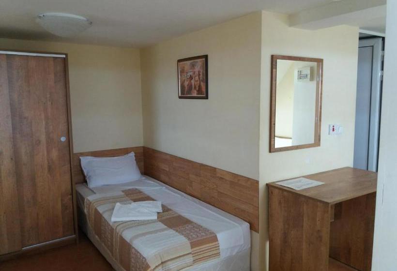 پانسیون Guest House Yug