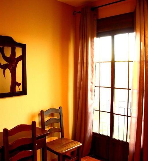 بنسيون Posada  Los Pedregales