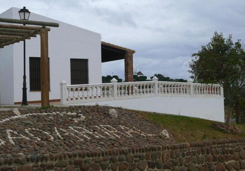 بنسيون Posada  Los Pedregales