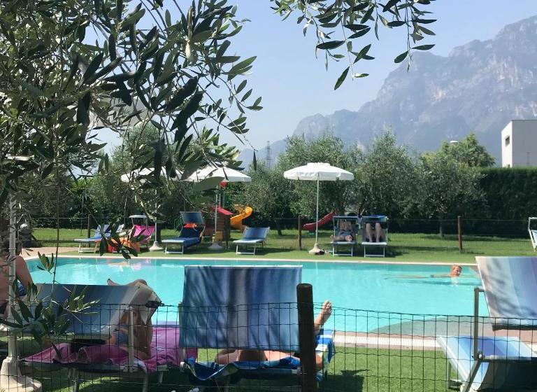 Ab&c Arco Bed And Camping