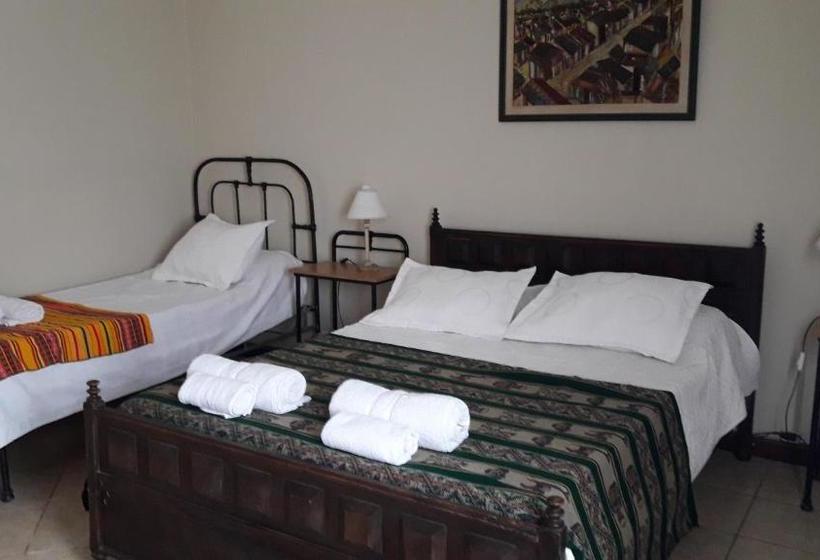 تختخواب و صبحانه Hostal Pueblo Andino