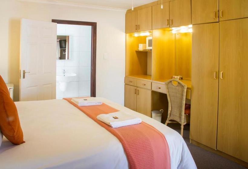 پانسیون Albert Road Garden Guest House