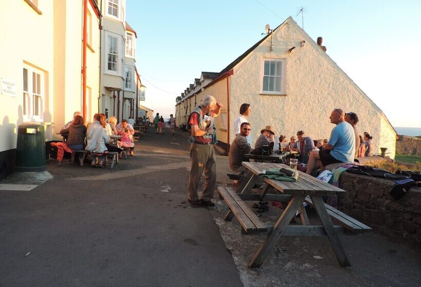 فندق صغير Hartland Quay