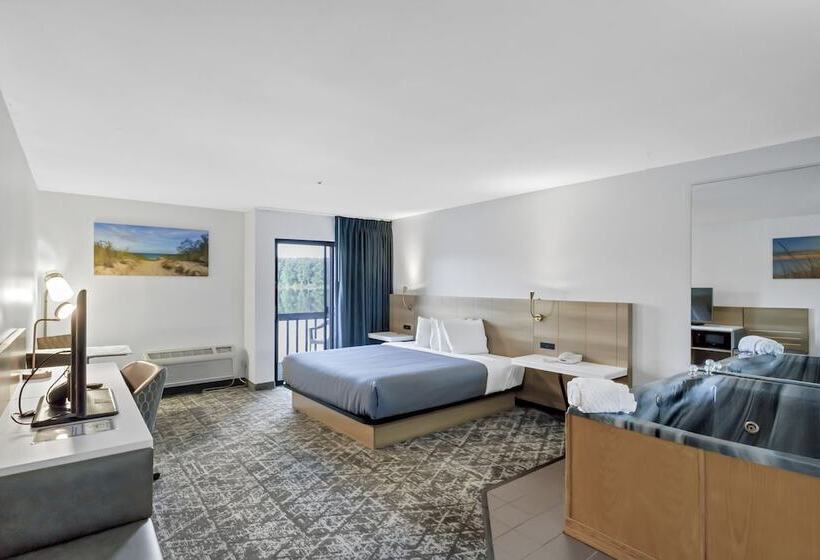 הוסטל Waterbird Lakeside Inn