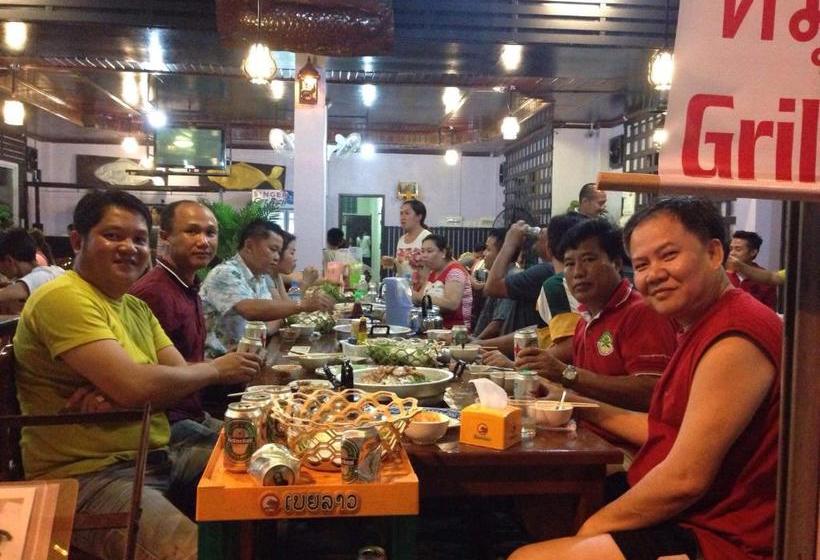 پانسیون Sout Jai Guest House & Restaurant