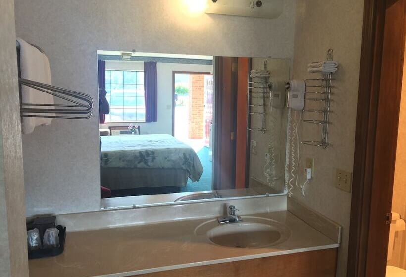 הוסטל Americas Inn Bardstown