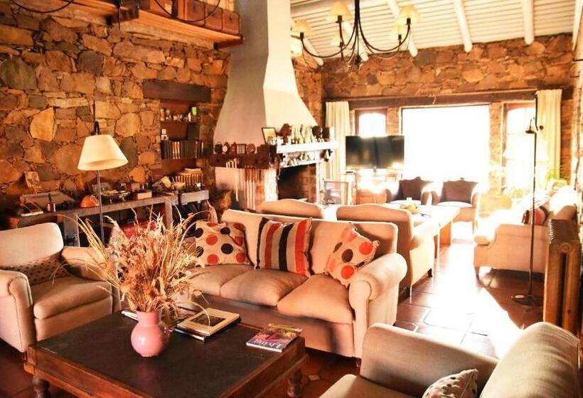 هاستل Hosteria Casagrande