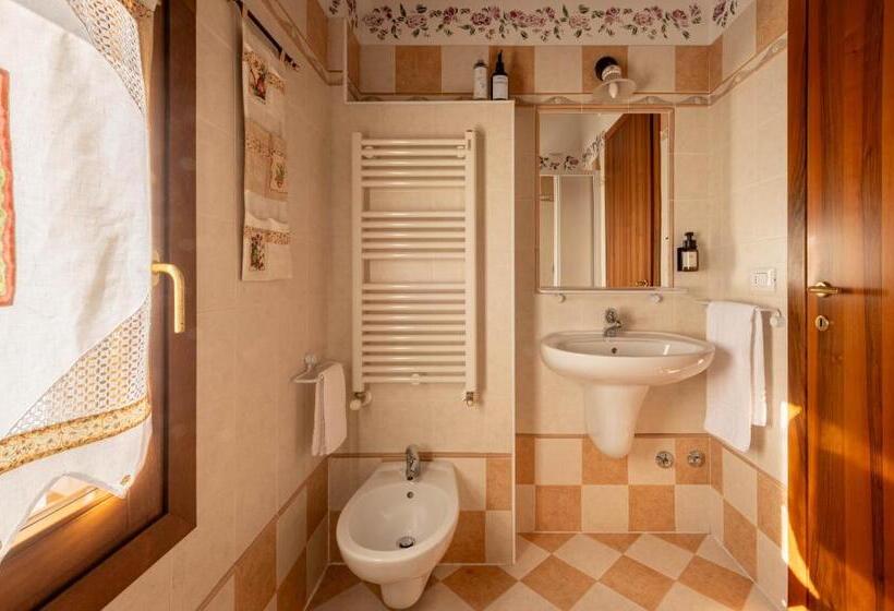 هاستل Locanda Al Convento