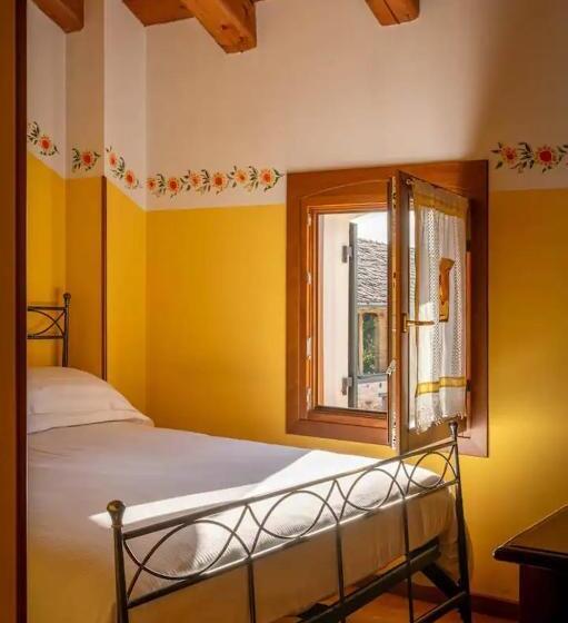 هاستل Locanda Al Convento
