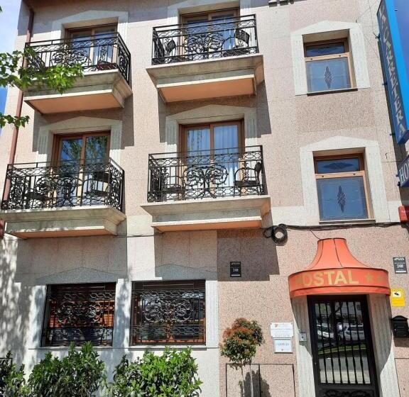 پانسیون Hostal La Carretera