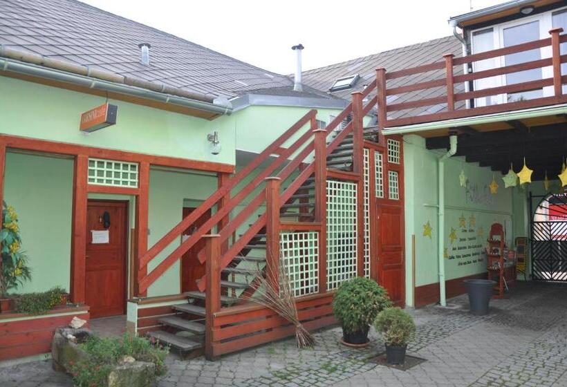 پانسیون Penzion U šelongů