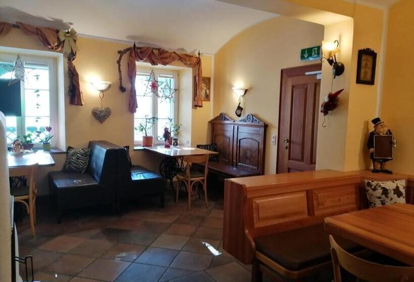 هاستل Gasthaus Zum Fuchs   Familie Andrä