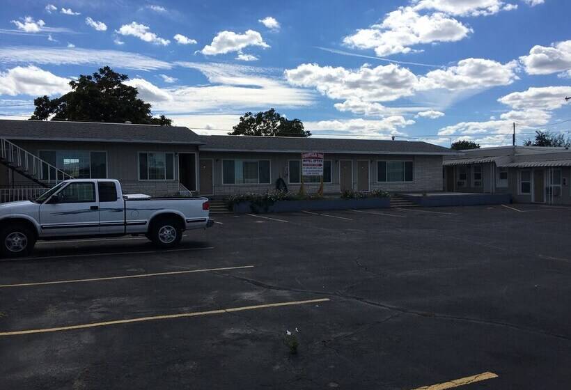 호스텔 Umatilla Inn & Suites