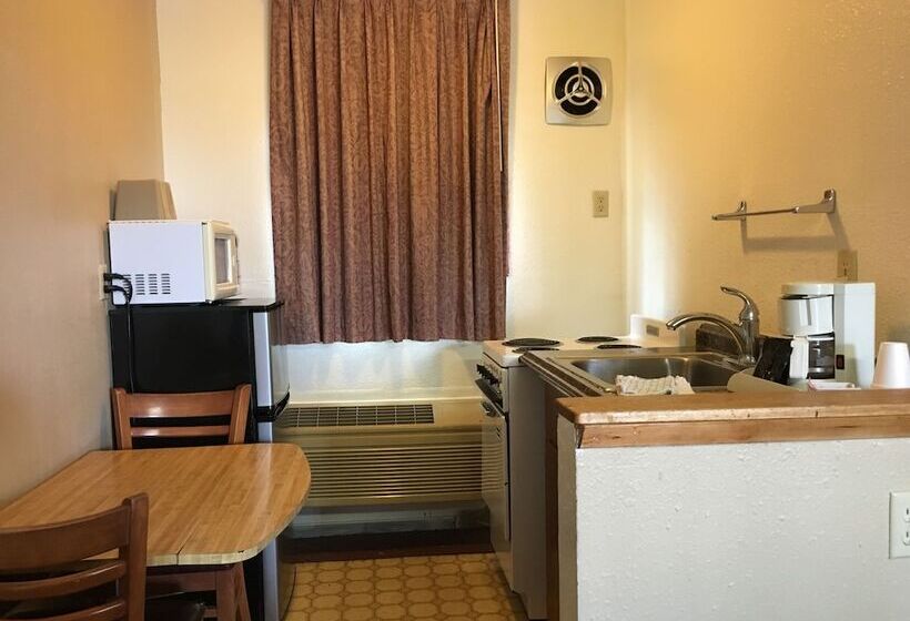 호스텔 Umatilla Inn & Suites