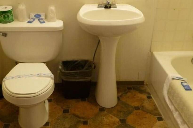 호스텔 Umatilla Inn & Suites