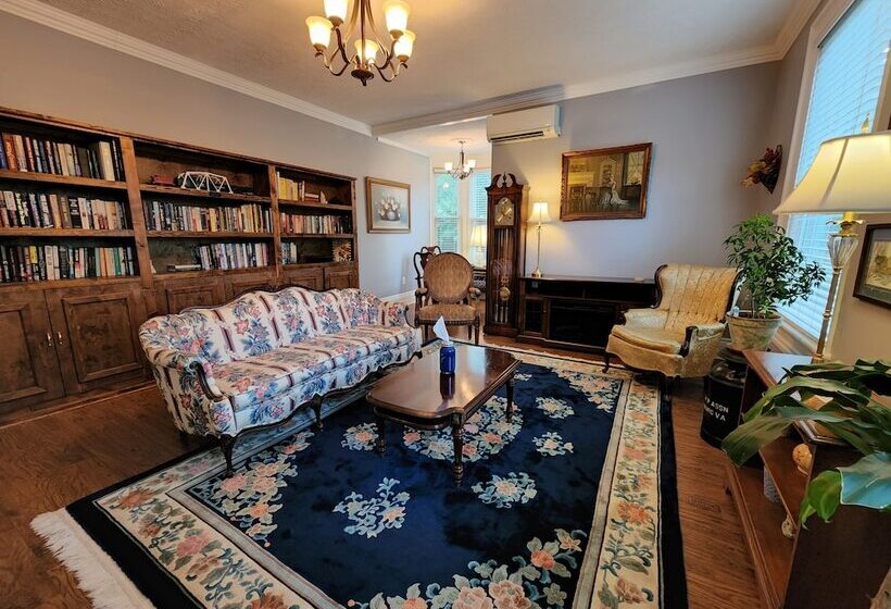 旅馆 Vine Cottage Inn