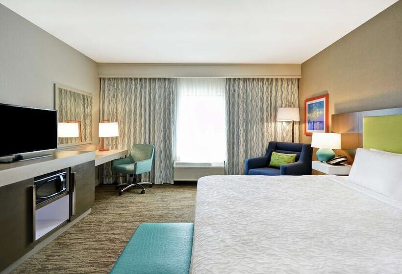 Отель Hampton Inn &  Suites Grants Pass